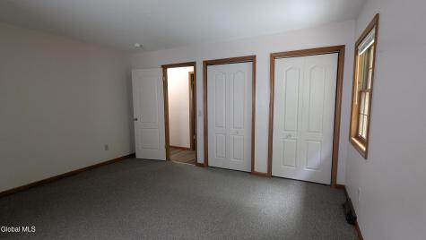 821 Salina Street Schenectady NY 12308