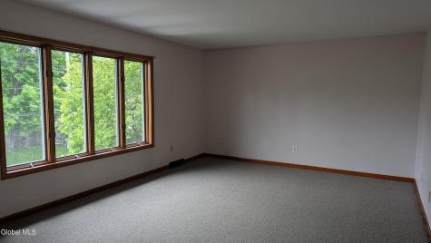 821 Salina Street Schenectady NY 12308