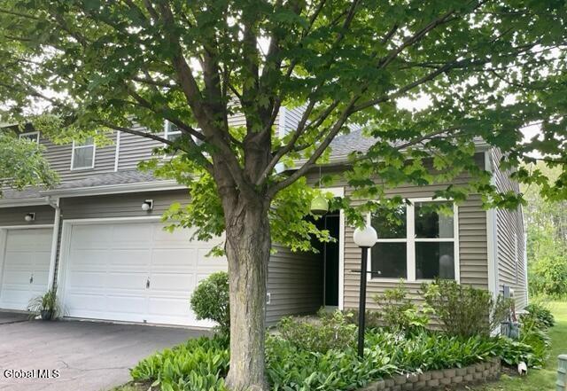 98 Harvard Road Watervliet NY 12189