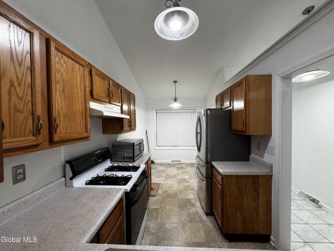 98 Harvard Road Watervliet NY 12189