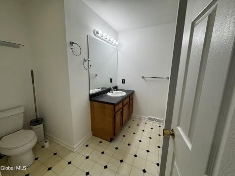 98 Harvard Road Watervliet NY 12189