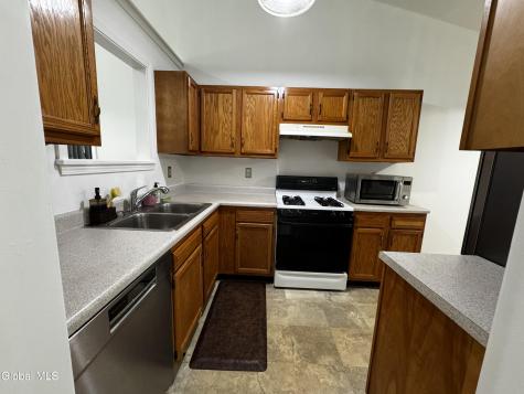 98 Harvard Road Watervliet NY 12189