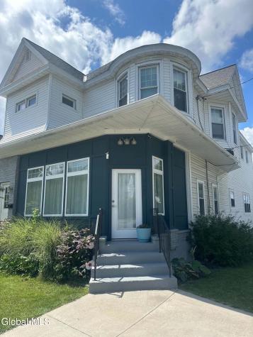 1689 Avenue A Schenectady NY 12308