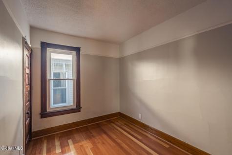65 Van Derveer Street Amsterdam NY 12010