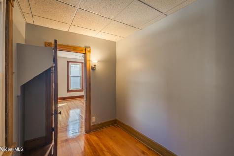 65 Van Derveer Street Amsterdam NY 12010