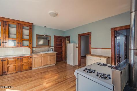 65 Van Derveer Street Amsterdam NY 12010