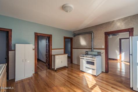 65 Van Derveer Street Amsterdam NY 12010