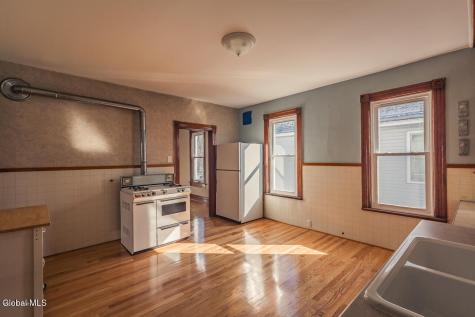 65 Van Derveer Street Amsterdam NY 12010