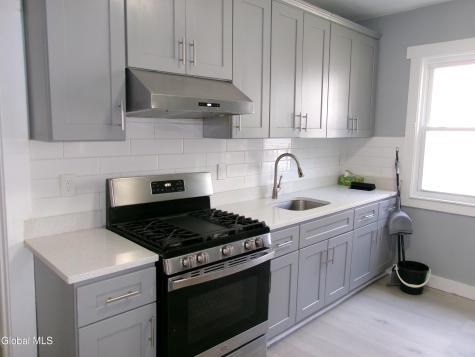 1338 Parkwood Boulevard Schenectady NY 12308