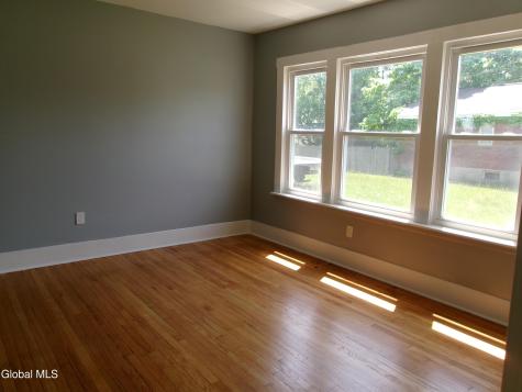 1338 Parkwood Boulevard Schenectady NY 12308
