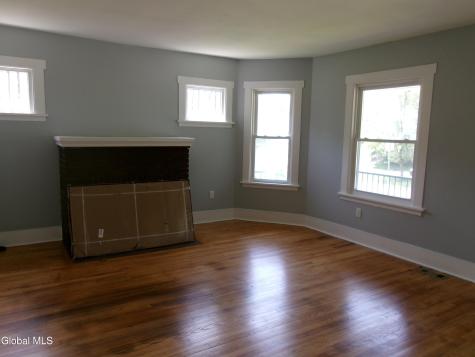1338 Parkwood Boulevard Schenectady NY 12308