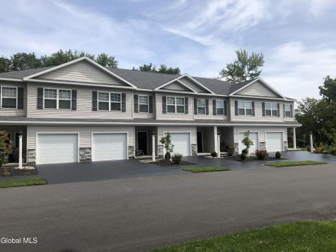 2011 Ridge Manor Court Niskayuna NY 12309