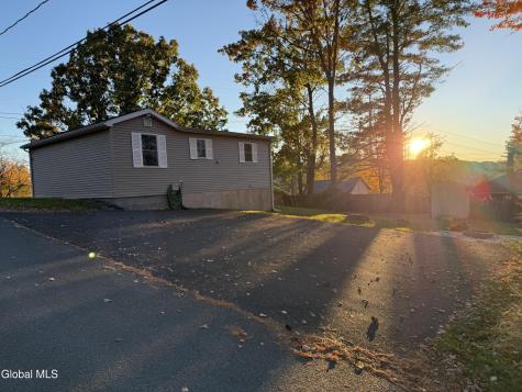 17 Knobhill Road Averill Park NY 12018