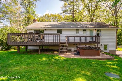 1 Laurie Lane Saratoga Springs NY 12866