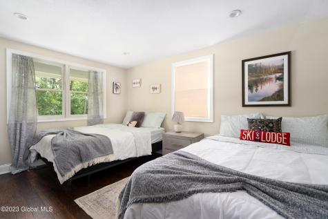 1 Laurie Lane Saratoga Springs NY 12866