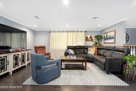 1 Laurie Lane Saratoga Springs NY 12866