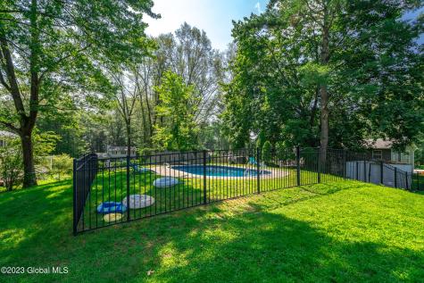 1 Laurie Lane Saratoga Springs NY 12866