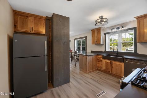 19 Congress Avenue Saratoga Springs NY 12866