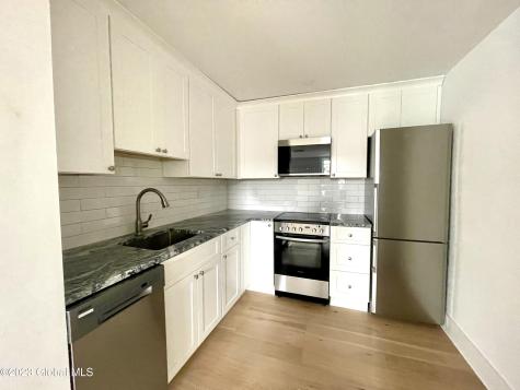 423 Broadway Saratoga Springs NY 12866