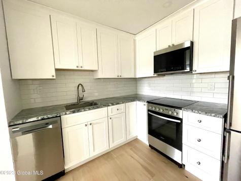 423 Broadway Saratoga Springs NY 12866