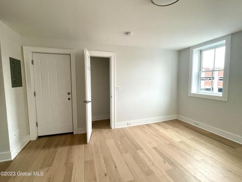 423 Broadway Saratoga Springs NY 12866