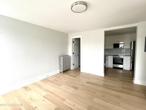 423 Broadway Saratoga Springs NY 12866