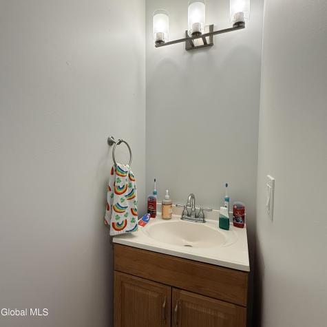 2874 Us-9 Malta NY 12020