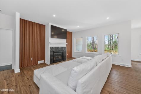 622 Acland Boulevard Ballston Spa NY 12020
