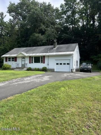 14 Hadel Road Glenville NY 12302