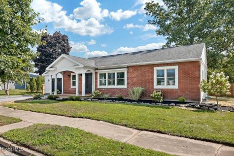 35 Schuyler Drive Saratoga NY 12866