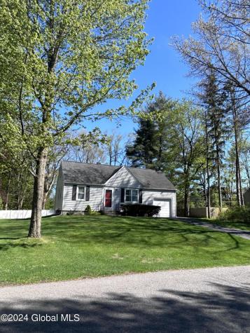 4 Arlene Avenue Albany NY 12203