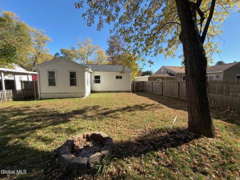 29 Sherwood Drive Latham NY 12110
