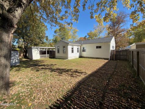 29 Sherwood Drive Latham NY 12110