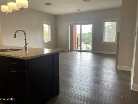 2 West Avenue Saratoga Springs NY 12866