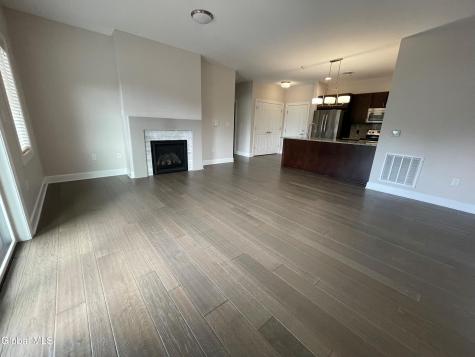 2 West Avenue Saratoga Springs NY 12866