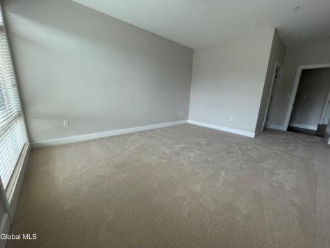 2 West Avenue Saratoga Springs NY 12866