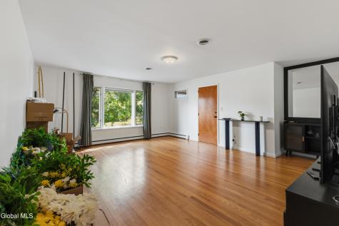 48 John David Lane Albany NY 12208