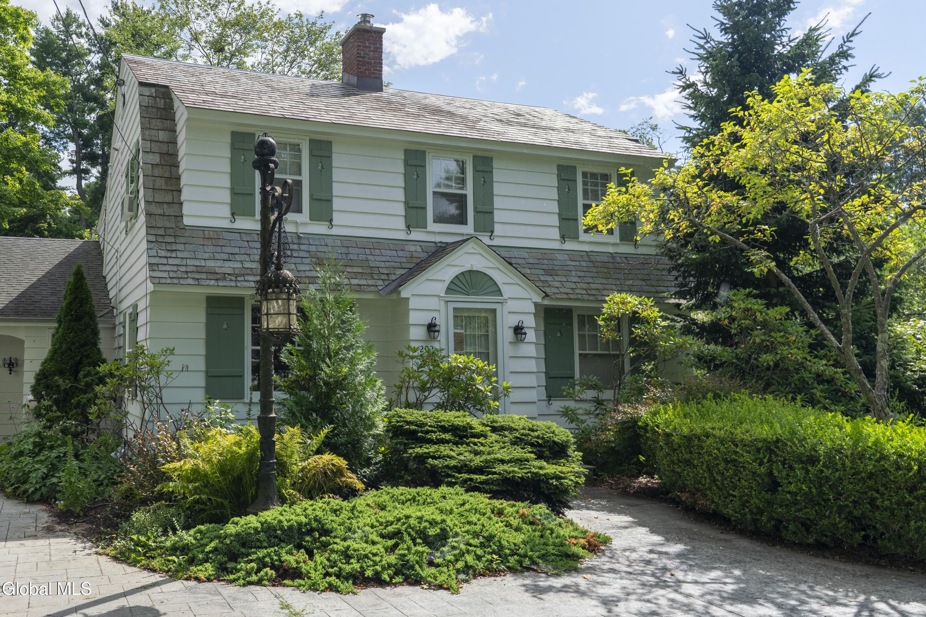292 Lake Avenue Saratoga Springs NY 12866