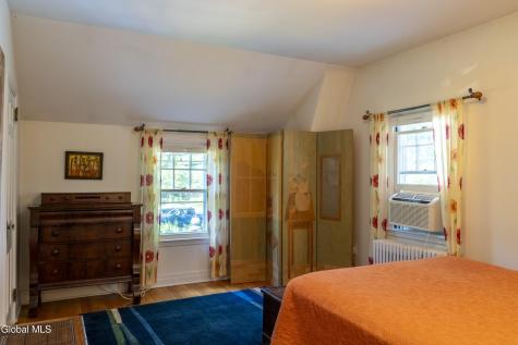 292 Lake Avenue Saratoga Springs NY 12866