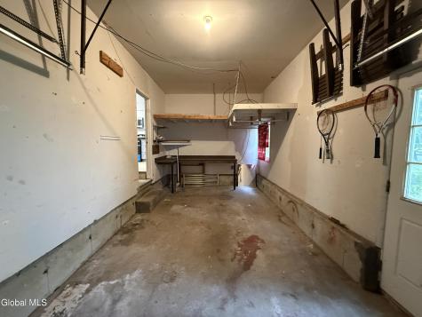 5 Dowling Road Albany NY 12205