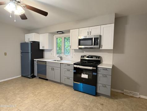 5 Dowling Road Albany NY 12205