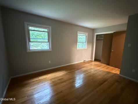 5 Dowling Road Albany NY 12205