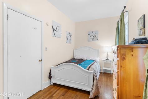 2209 15th Street Troy NY 12180