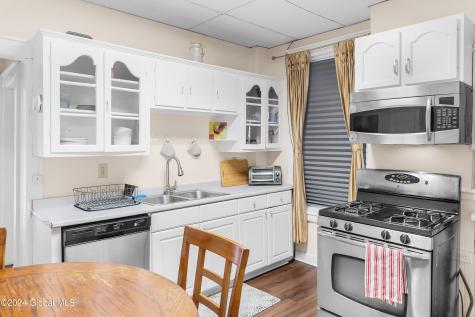 2209 15th Street Troy NY 12180