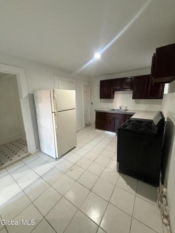 486 4th Street Troy NY 12180