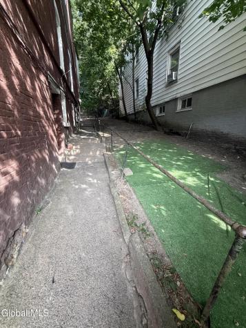 486 4th Street Troy NY 12180