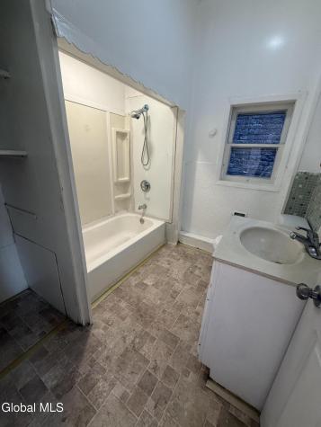 486 4th Street Troy NY 12180
