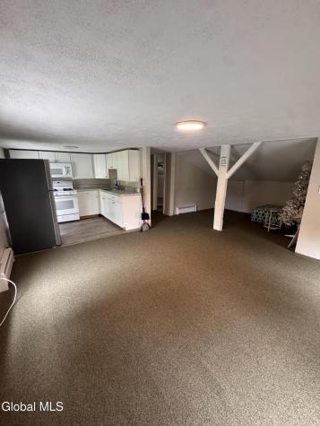 123 Guideboard Road Waterford NY 12188