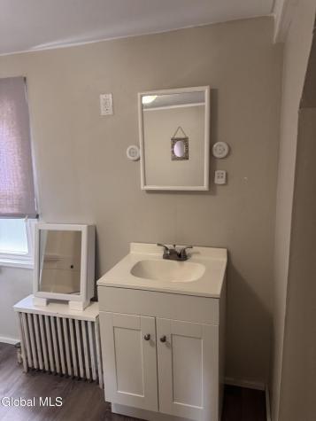 123 Guideboard Road Waterford NY 12188