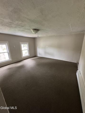 123 Guideboard Road Waterford NY 12188